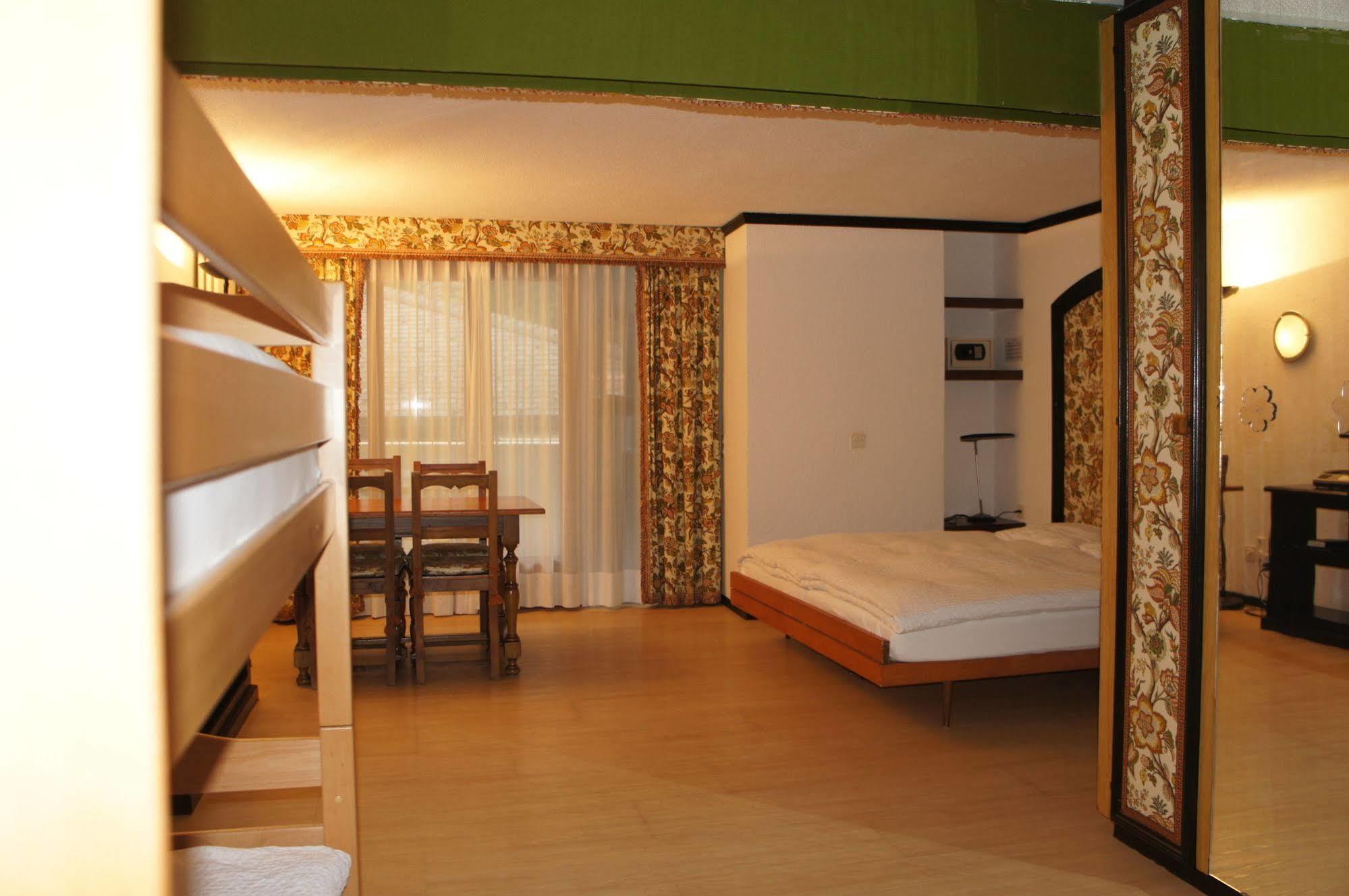 Astoria Hotel