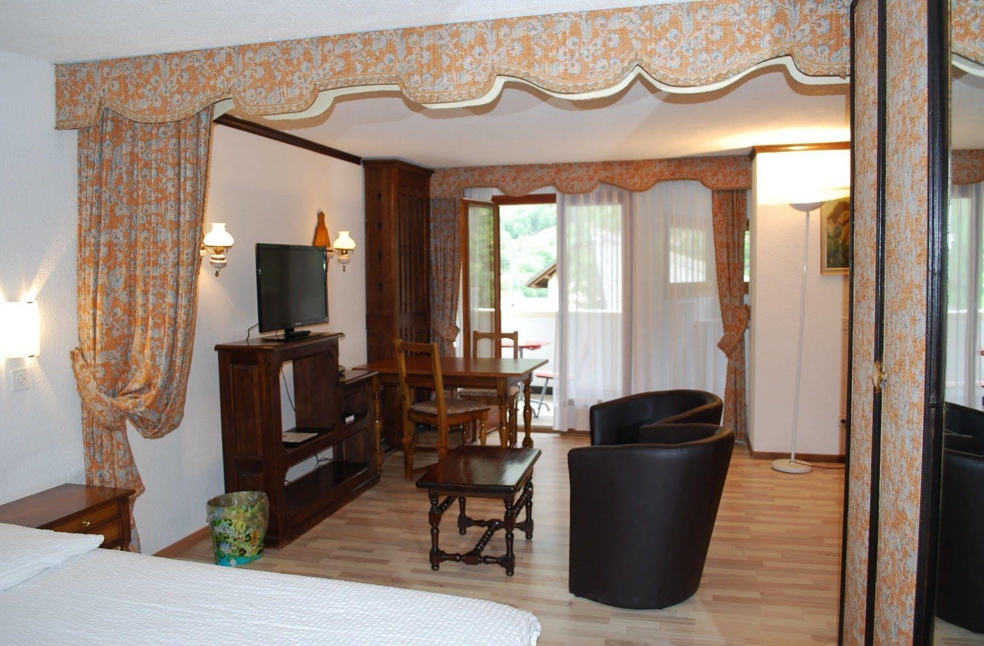 Astoria Hotel